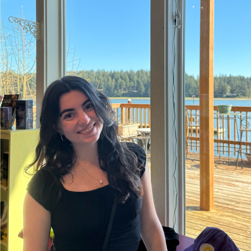 Meet your Posher, Alex